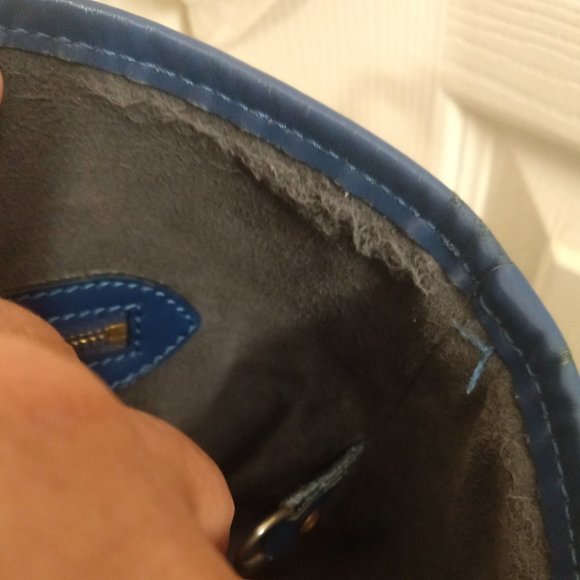 Louis Vuitton Special Order Bucket GM Epi - Picture 15 of 16